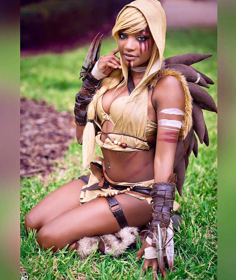 Kayyybear cosplay as sandslash
